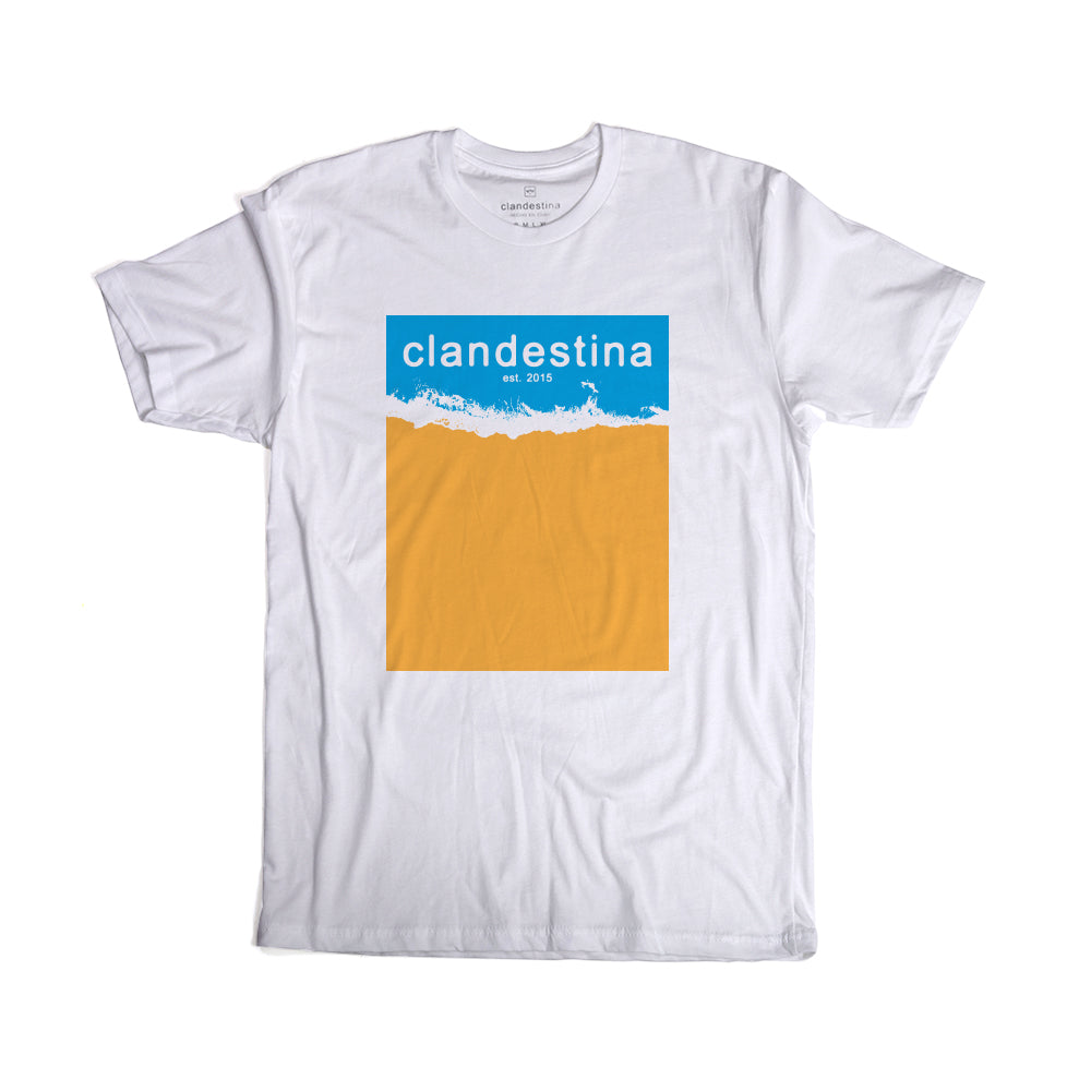 Clandestina Beach - T-shirt